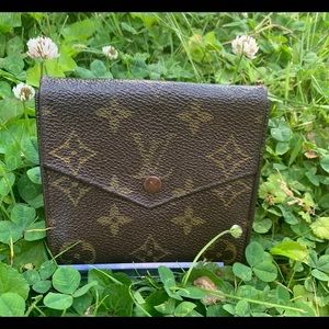 🔴SOLD 🔴Louis Vuitton Pochette Monnaie wallet
